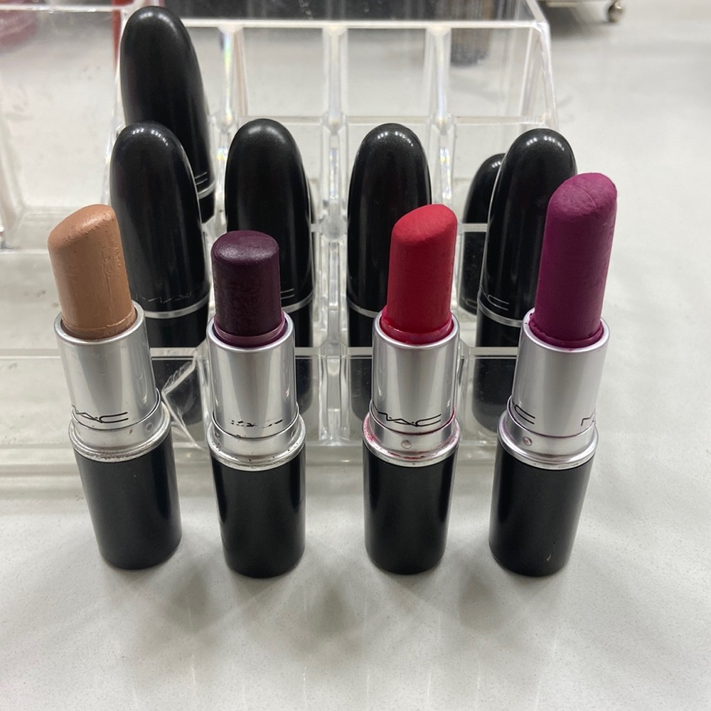 Mac Lipstick Bundle!